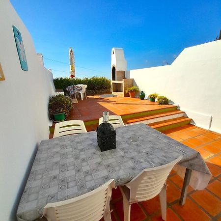 Villa Angie Nerja Eksteriør billede