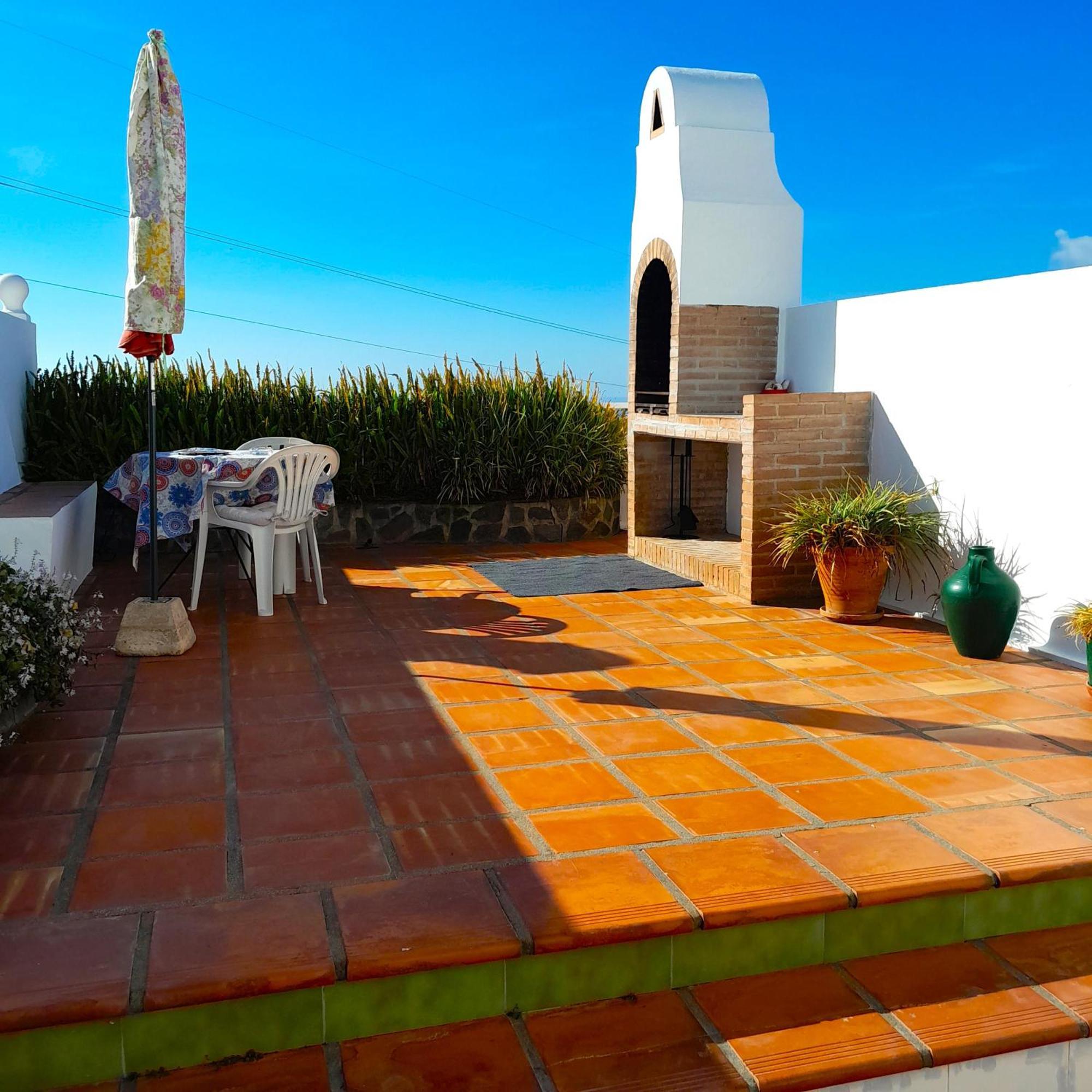 Villa Angie Nerja Eksteriør billede
