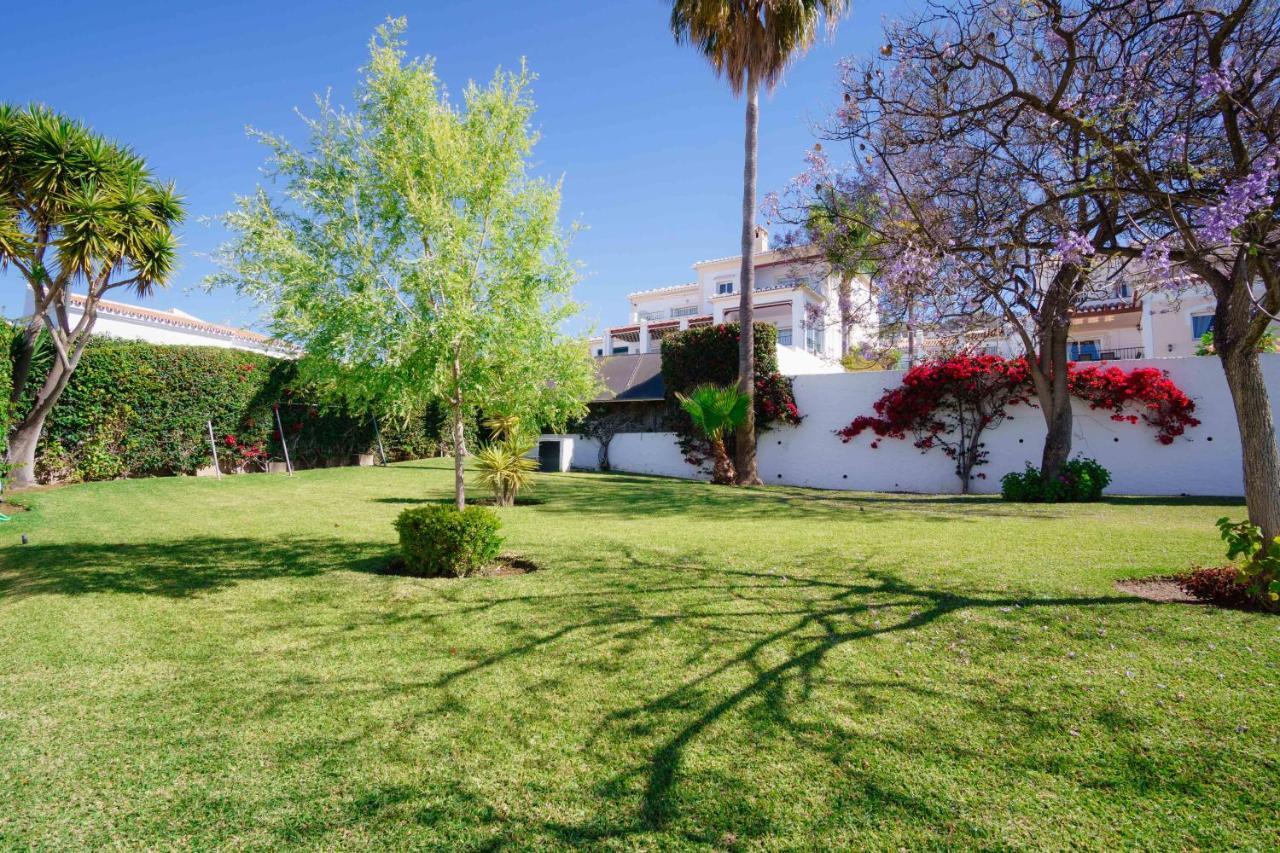 Villa Angie Nerja Eksteriør billede