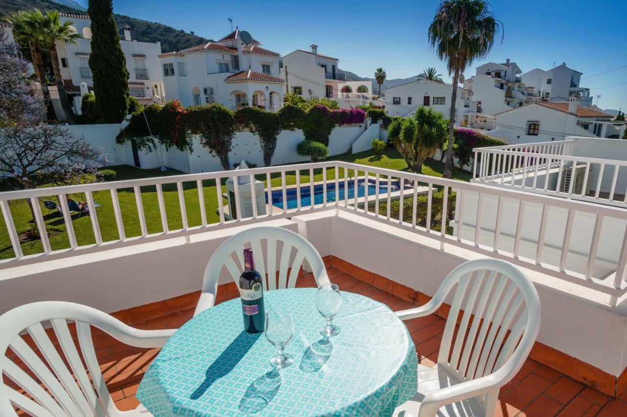 Villa Angie Nerja Eksteriør billede